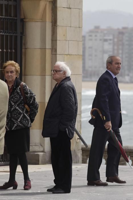 Funeral por Ichu Salazar-Simpson Bosh en la iglesia de San Pedro de Gijón