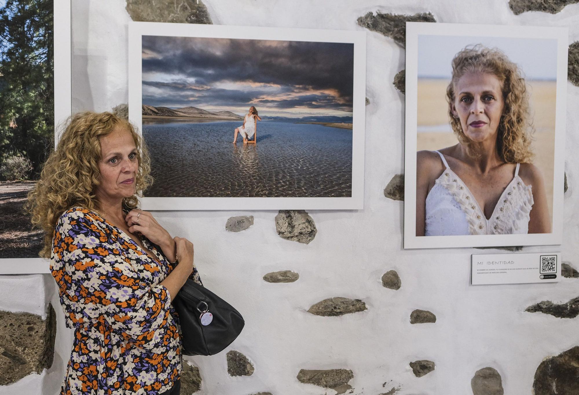 Exposición fotográfica 'Mi identidad' sobre mujeres cuidadoras