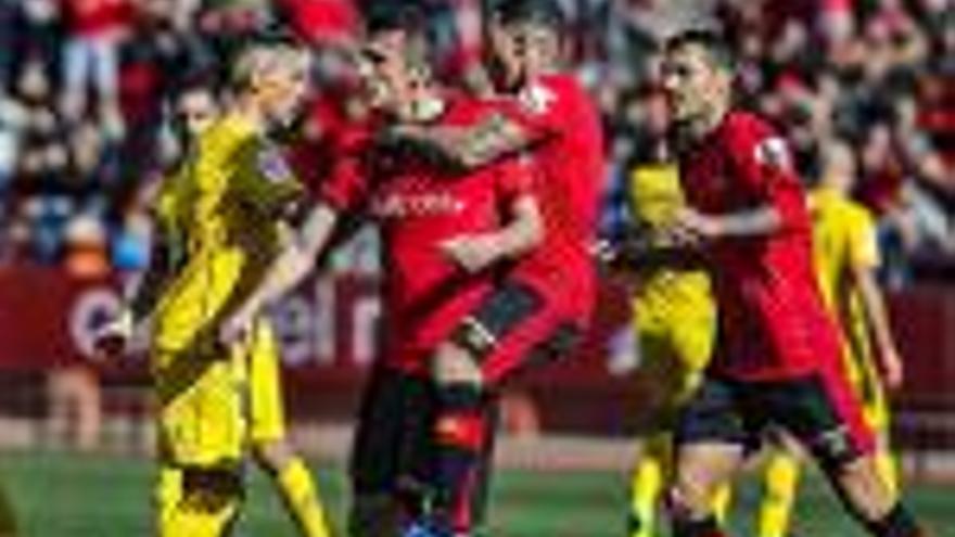 El Mallorca guanya i s&#039;acosta al «play-off»