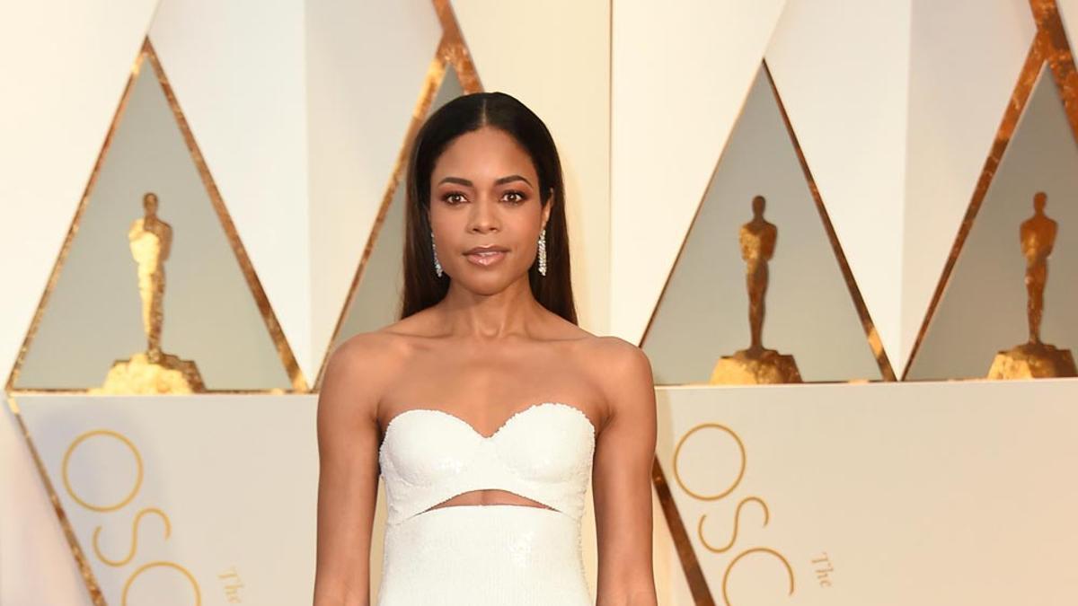 Oscar 2017: Naomie Harris, con vestido de Calvin Klein