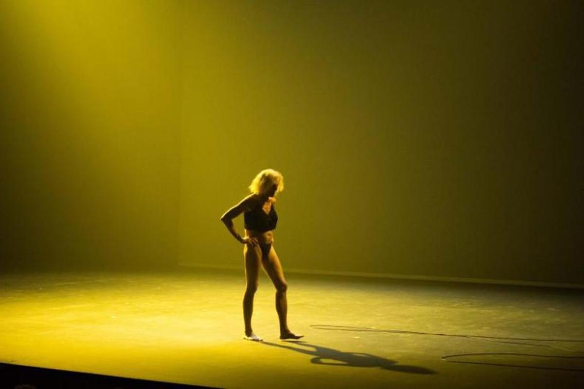 La pieza que interpreta Celeste González está basada en un libro que escribió. | | E.D.