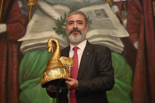 Galería de imágenes: La Germandat dels Cavallers de la Conquesta entrega el casco Drac Alat a José Antonio Balfagón
