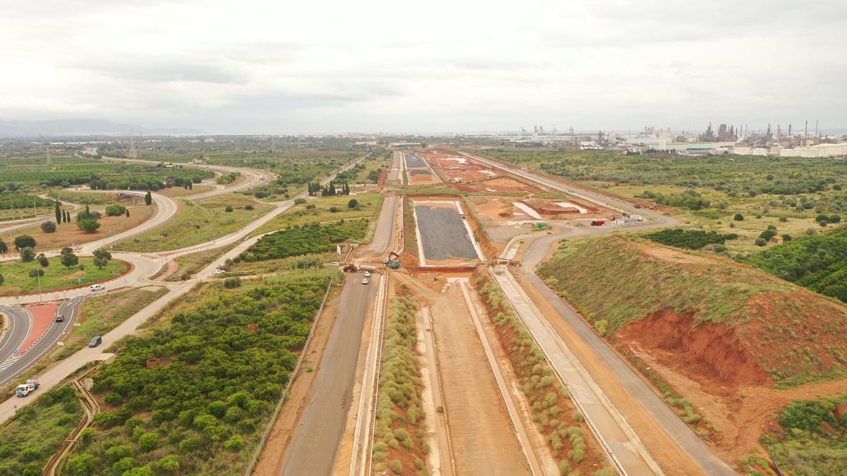 Panorámica de las obras de los accesos ferroviarios y la intermodal a PortCastelló.