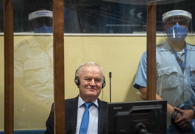 Serbia enterrará a a Ratko Mladi, el "carnicero de Bosnia", con honores de Estado