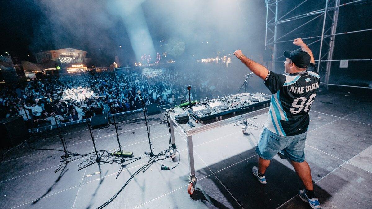 El DJ compostelano Kike Varela está nominado a mejor canción de hardstyle del año