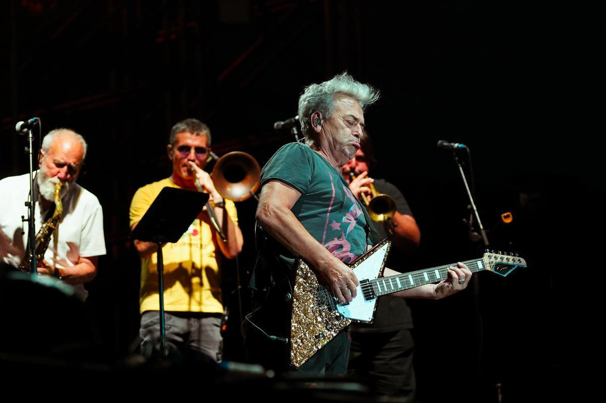 El concierto de Hombres G de Icónica Santalucía Sevilla Fest en imágenes