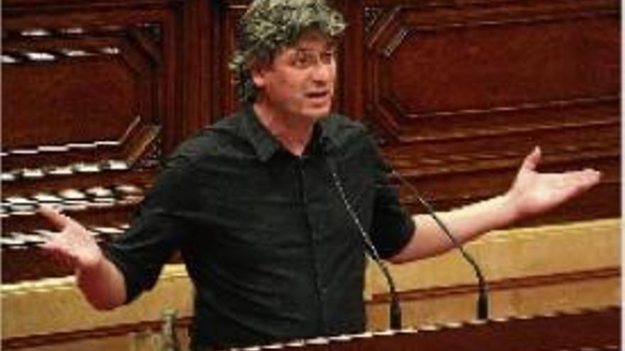 Dionís Guiteras en un moment de la seva intervenció, ahir, al Parlament