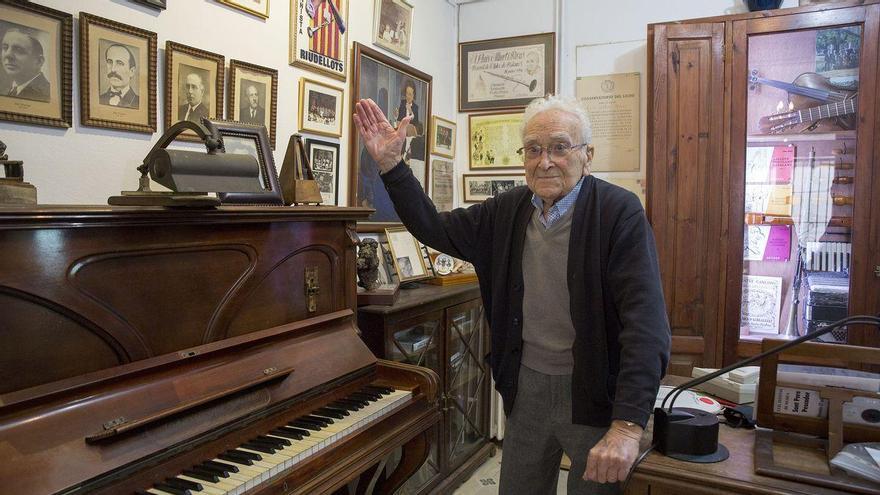 Tribut a Lluís Albert en el Dia Universal de la Sardana a Girona