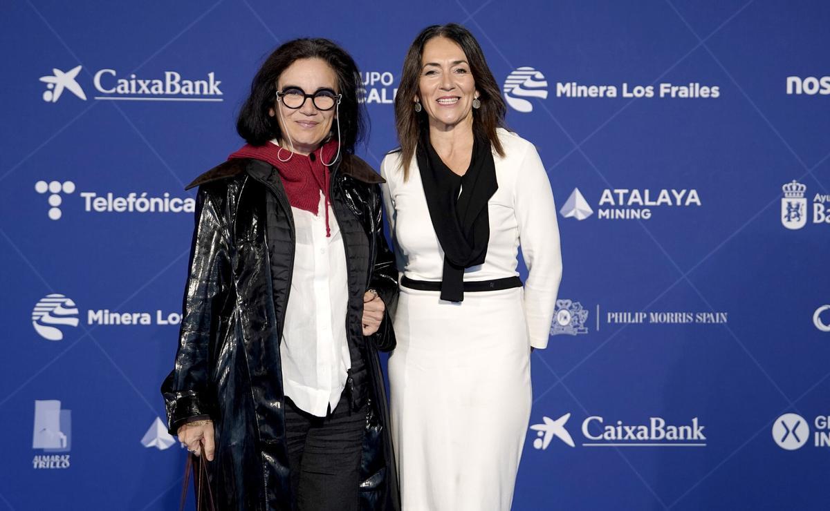 Carmen Carvalheira, Vereadora de Câmara Municipal de Évora y María Ortíz, directora general de Prensa Ibérica en Extremadura