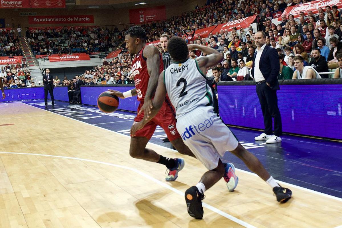 Revivie la gran victoria del UCAM Murcia - Joventut en imágenes