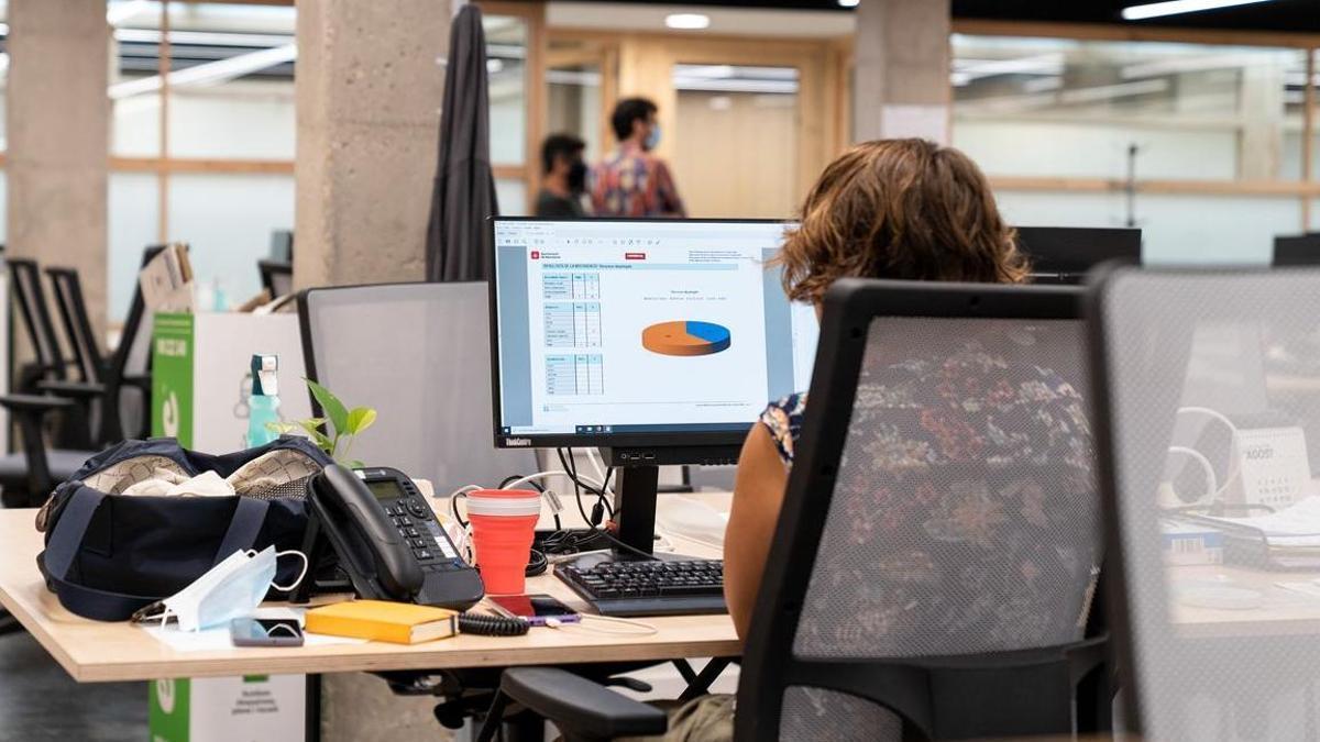 Barcelona abre 550 plazas de empleo público: consulta todos los puestos y cómo solicitarlos