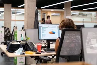 Barcelona abre 550 plazas de empleo público: consulta todos los puestos y cómo solicitarlos