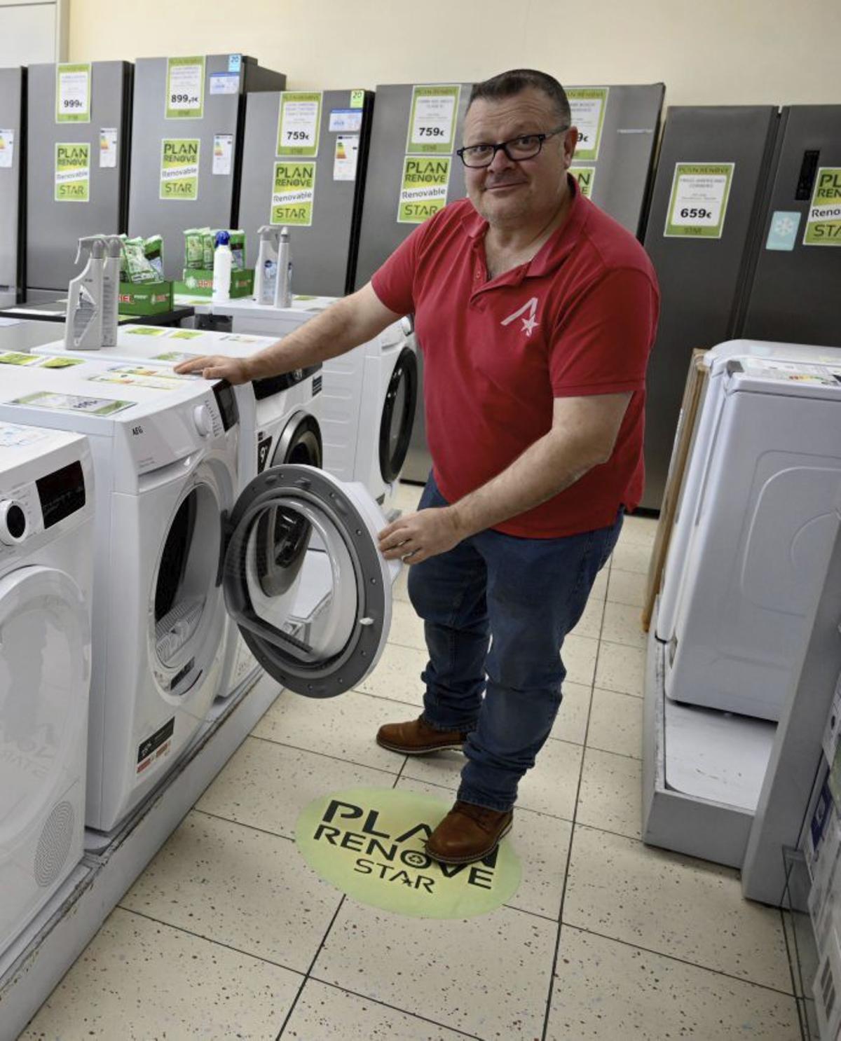 La secadora es la mejor opción para la colada. | RAFA VÁZQUEZ