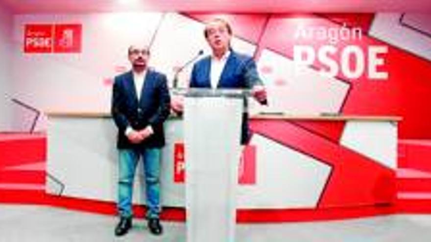 Suárez vuelve a ganar pero podría ser alcalde Santisteve con PSOE y CHA