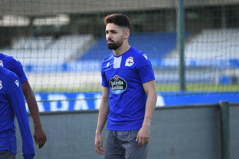 Sabin Merino se reincorpora y completa con normalidad las tareas del entrenamiento.