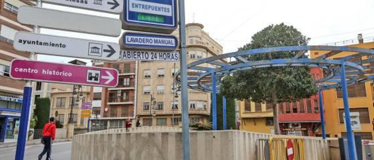 Orihuela deja de ingresar más de 200.000 euros por no reclamar el IBI a un parking