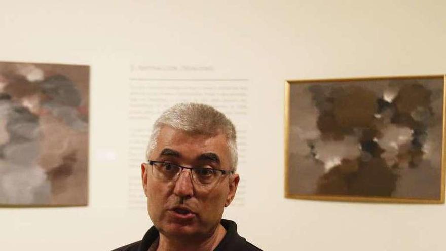 Carlos Bernárdez, en una exposición en Afundación en Vigo. // A.Villar