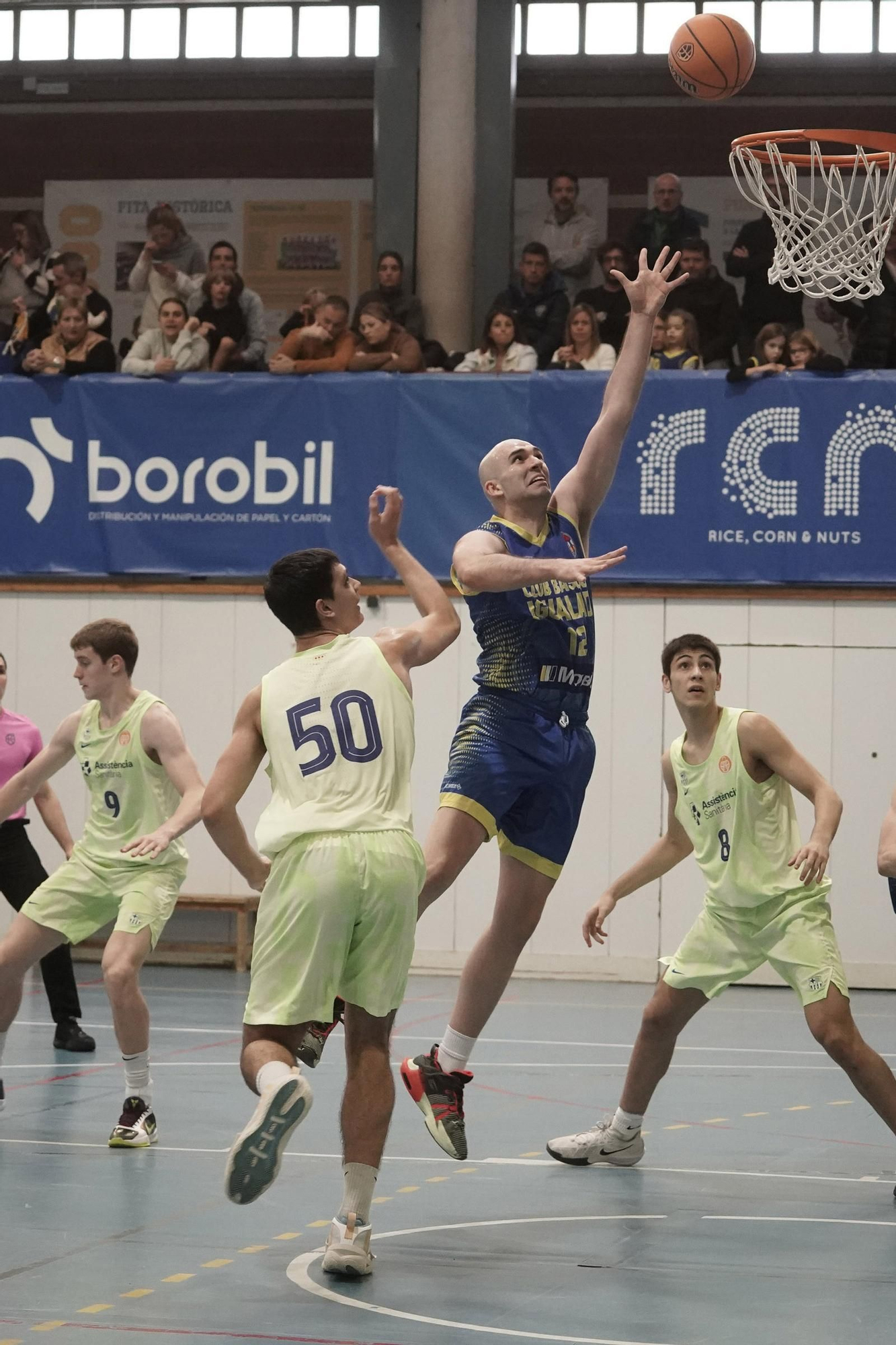 Imatges del Monbus Igualada - Barça B