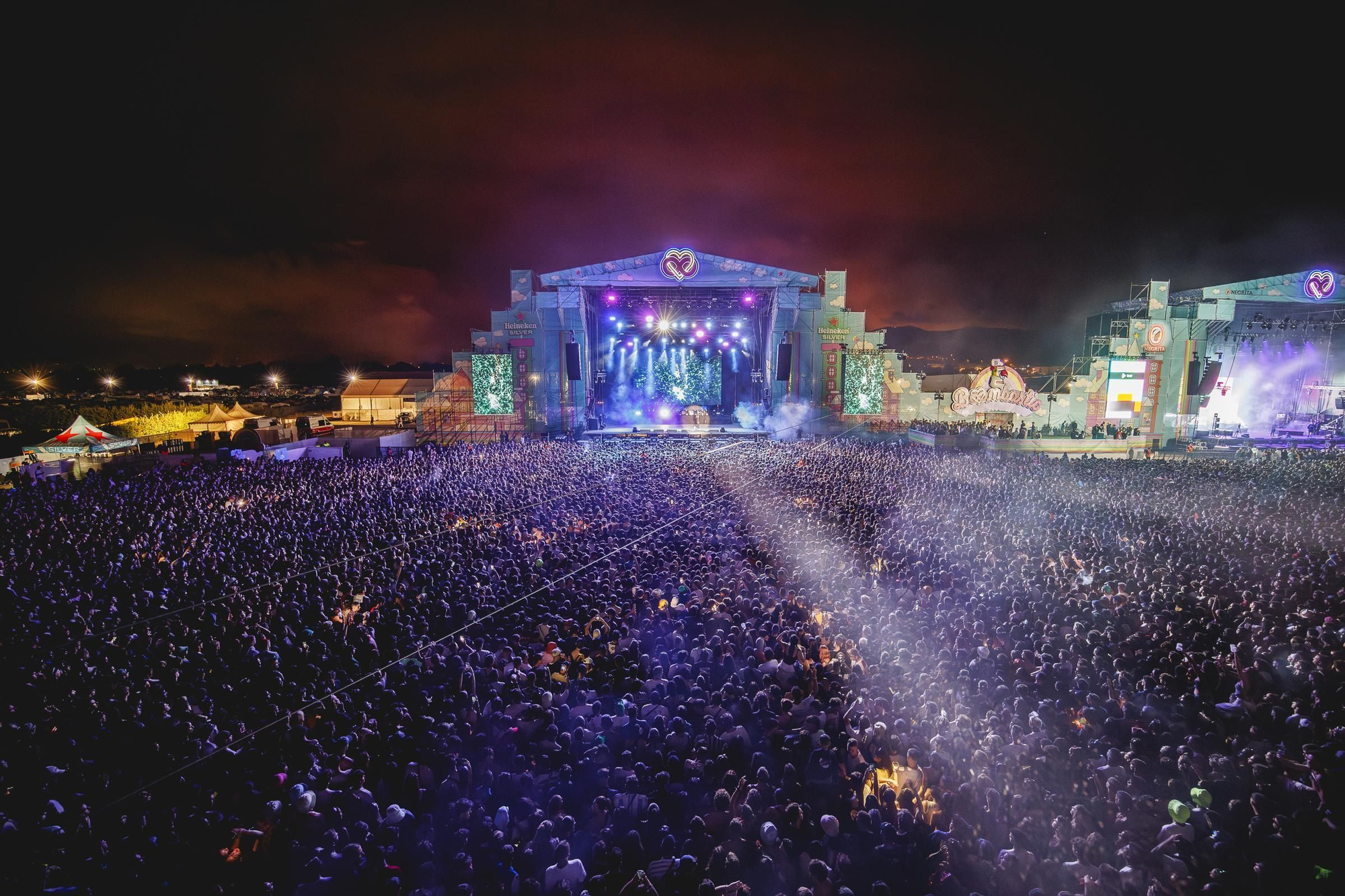 Espectacular noche en el Boombastic: así fue la descomunal fiesta en La Morgal