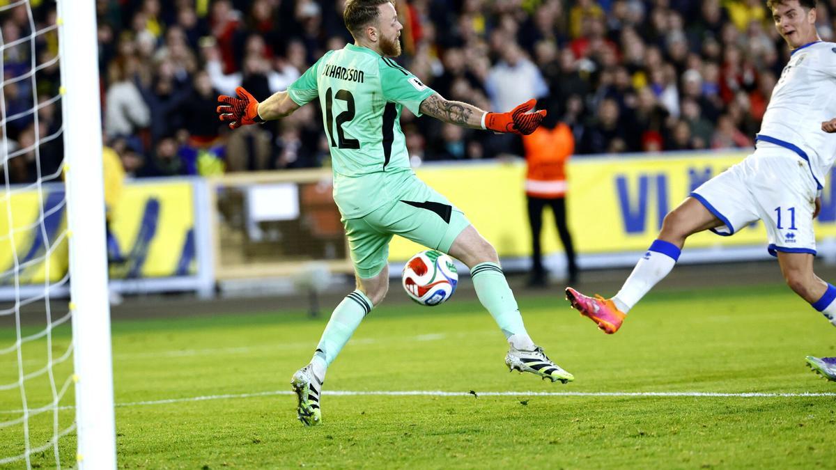 Así juega Fisnik Asllani