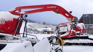 La nieve ya cubre las estaciones y el sector turístico se prepara para la campaña: "Sería beneficioso iniciarla ya"