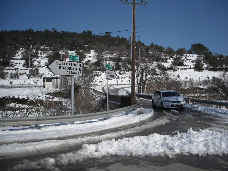 La neu va emblanquinar tota la comarca