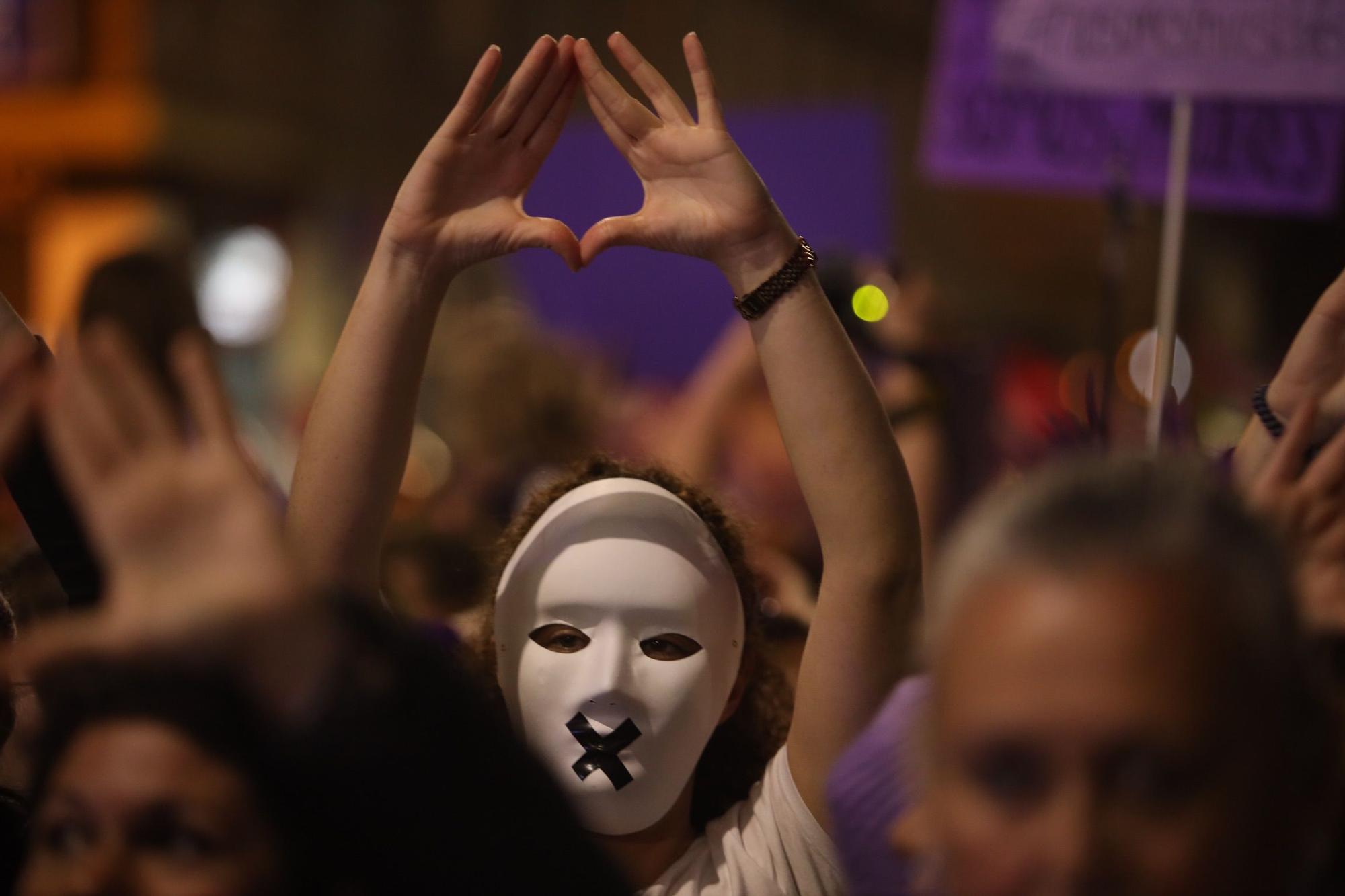 La marcha por el Día Internacional de la Mujer de Málaga, en imágenes