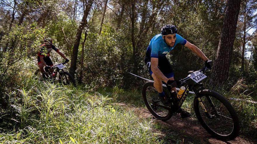 Los ibicencos Fernández y Leifheit dominan en la Mallorca Grand Race