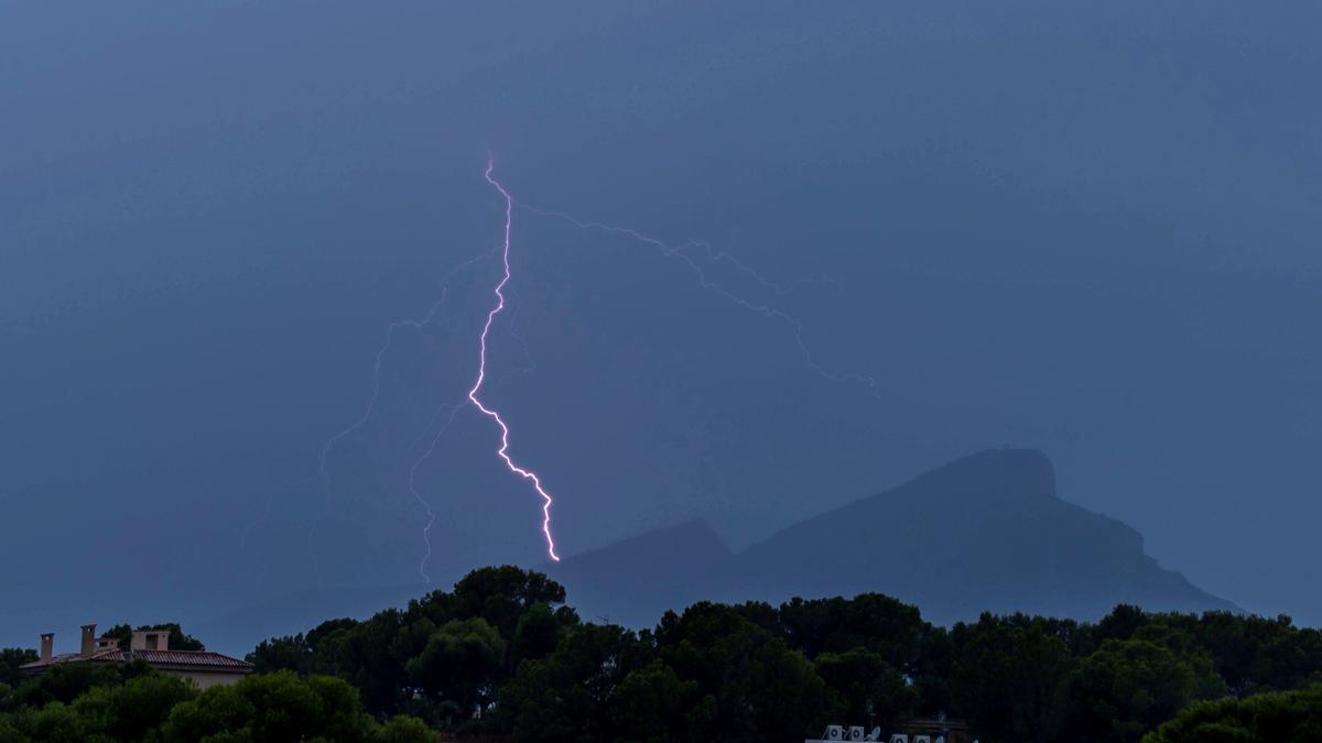 Es blitzt am Samstag über Mallorca.