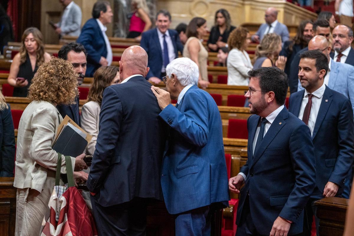 Pleno en el Parlament para la investidura de Salvador Illa