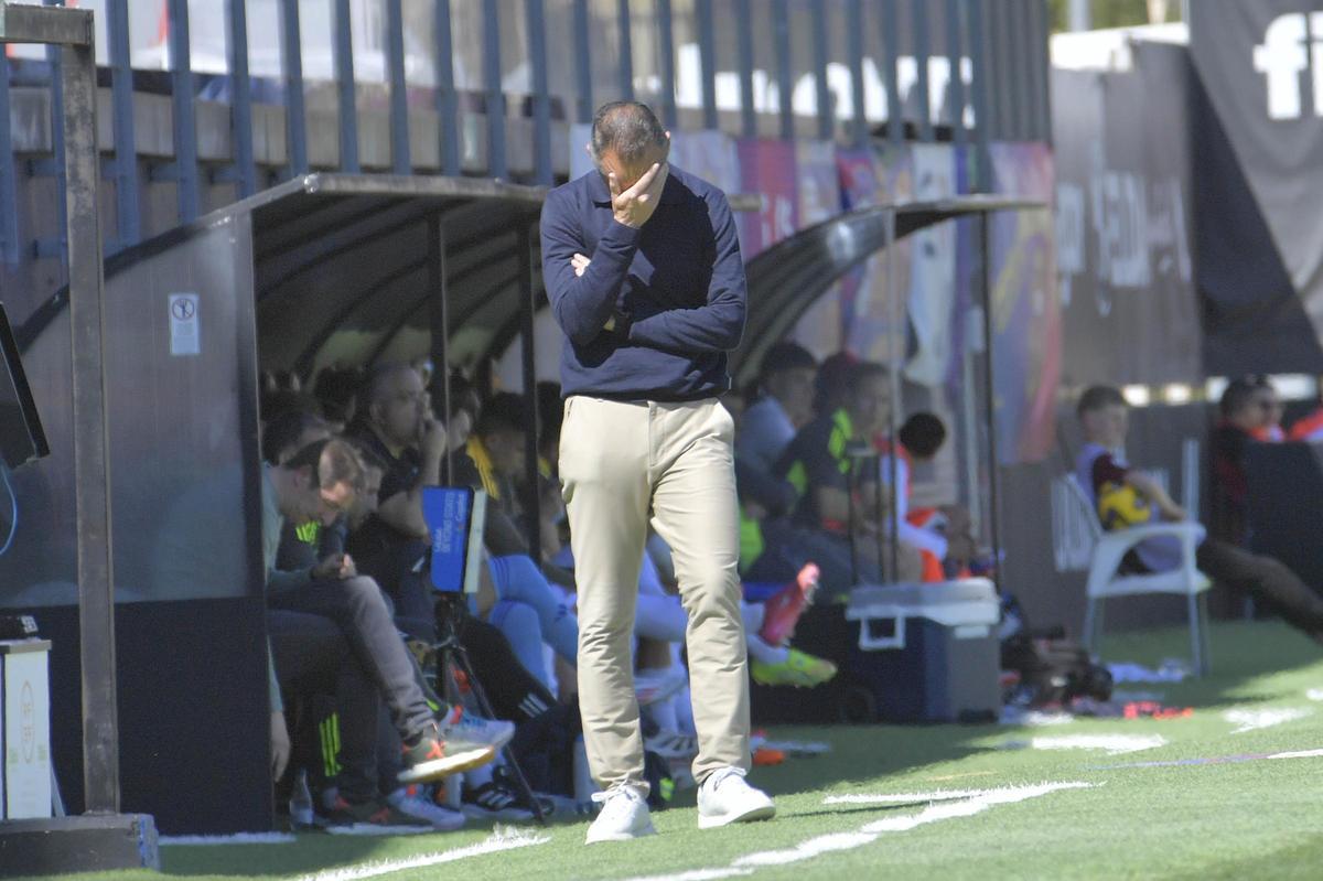 El Eldense se bloquea ante el Burgos (0-0)