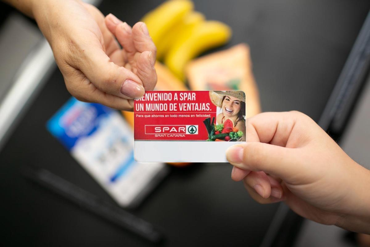 La tarjeta del empleado de SPAR Gran Canaria ofrece un 8% de descuento en las compras