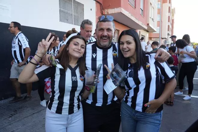 Vídeo: La afición durante el prepartido CD Castellón - Mérida