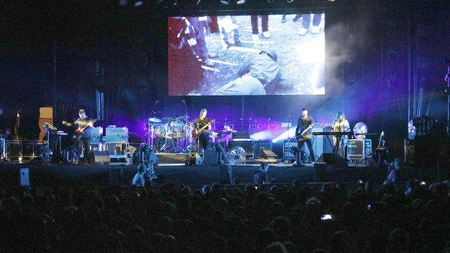 New Order en un moment del concert al Festival de Porta Ferrada