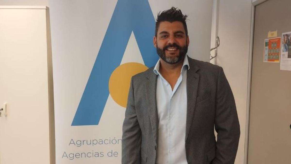 Pedro Fiol, presidente de Aviba, en la sede de la patronal de viajes. / M.B.M.