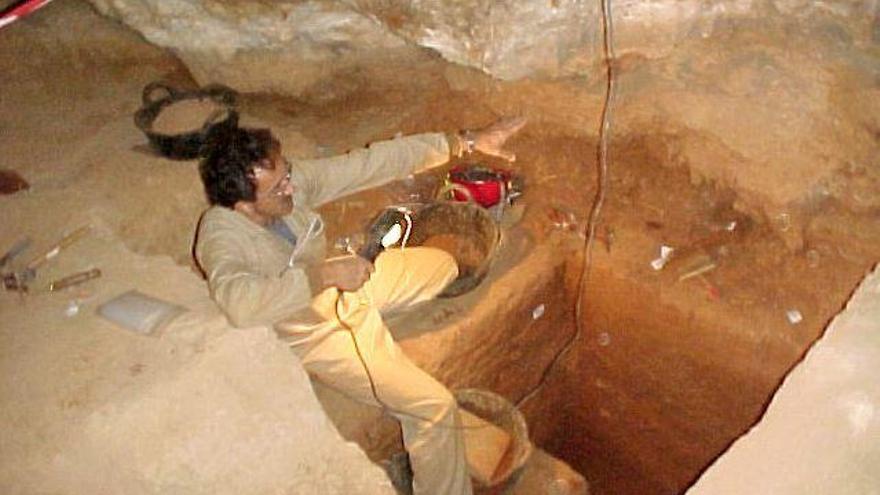 Bei diesen Ausgrabungen in der Cova des Moro bei Manacor fanden Archäologen mit die ältesten menschlichen Überreste auf Mallorca.
