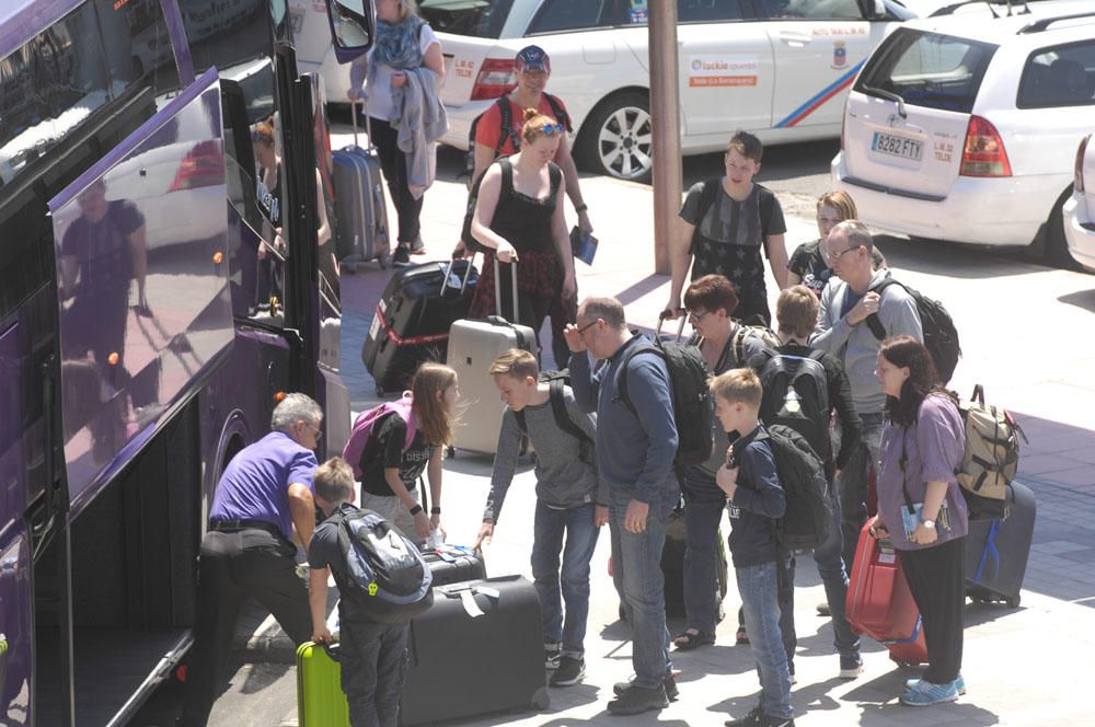 Llegada viajeros al aeropuerto de Gran Canaria