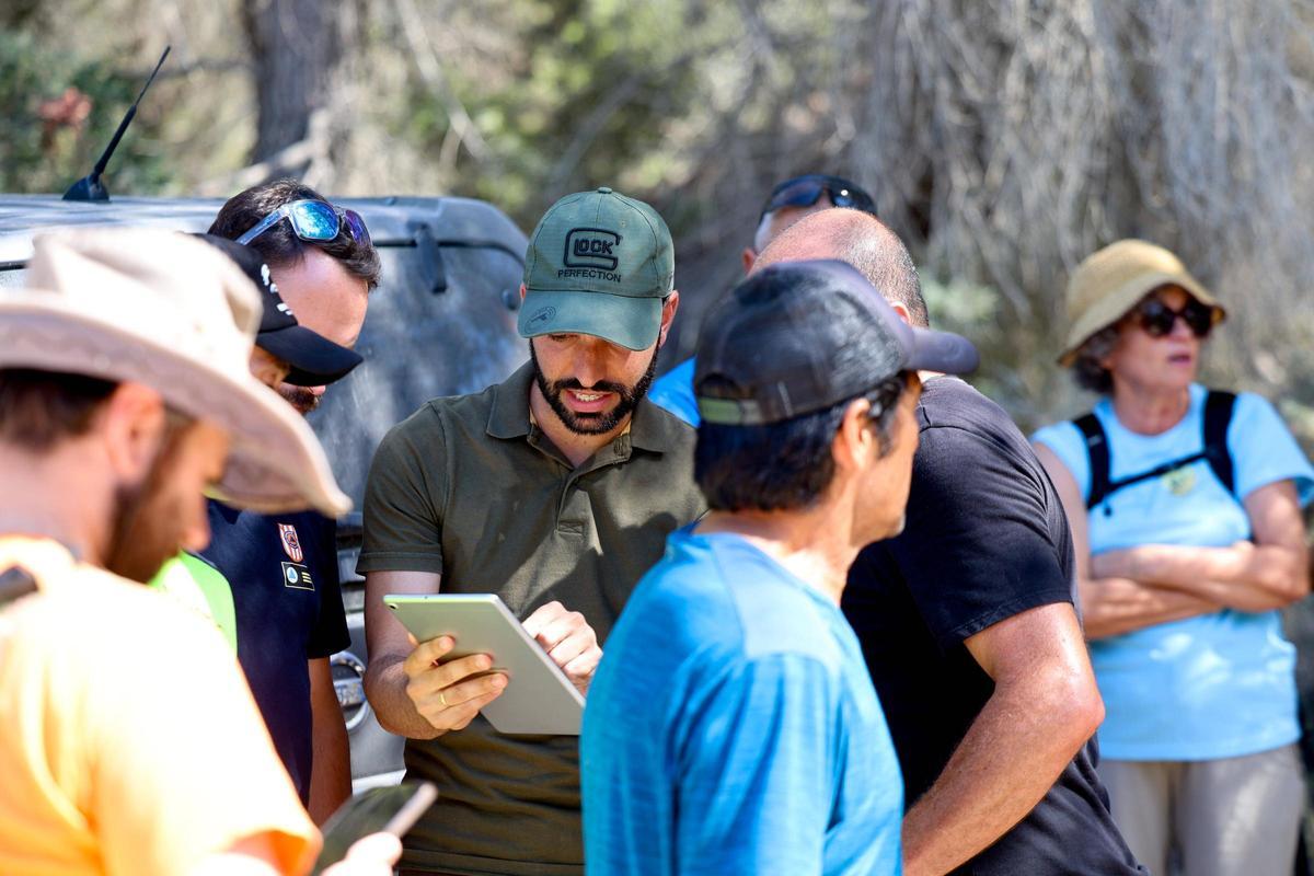 Voluntarios y cazadores se organizan para salir en búsqueda de Escandell
