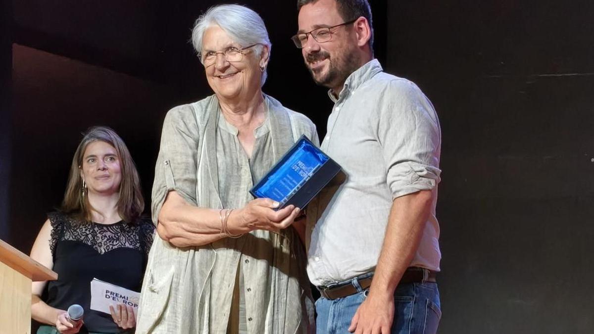EL moment de l'entrega del premi