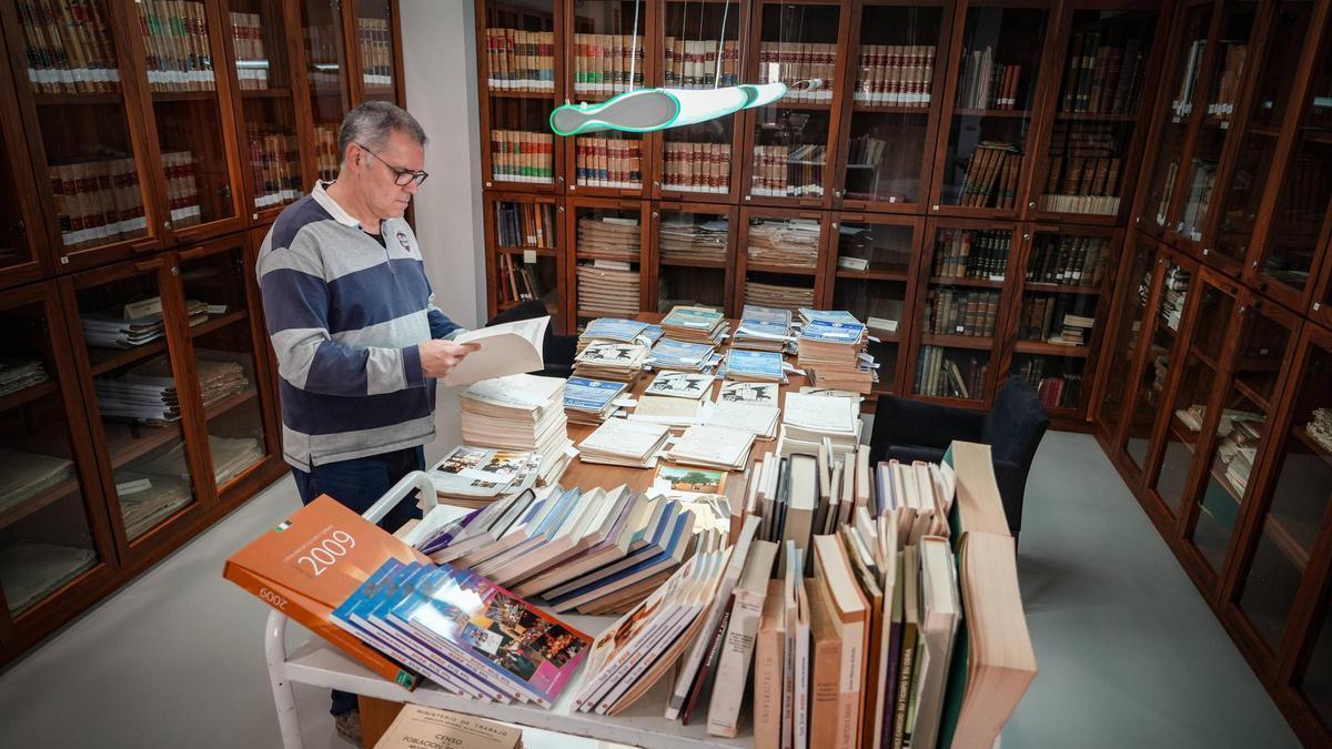 Video | El Archivo Histórico Municipal de Badajoz pone a disposición del público publicaciones gratis