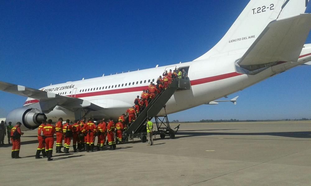 55 militares vuelan de Sevilla a La Palma