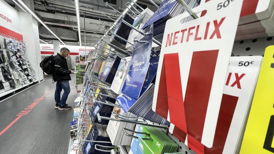 El Gobierno pacta prohibir la renovación de suscripciones &#039;online&#039; sin aviso