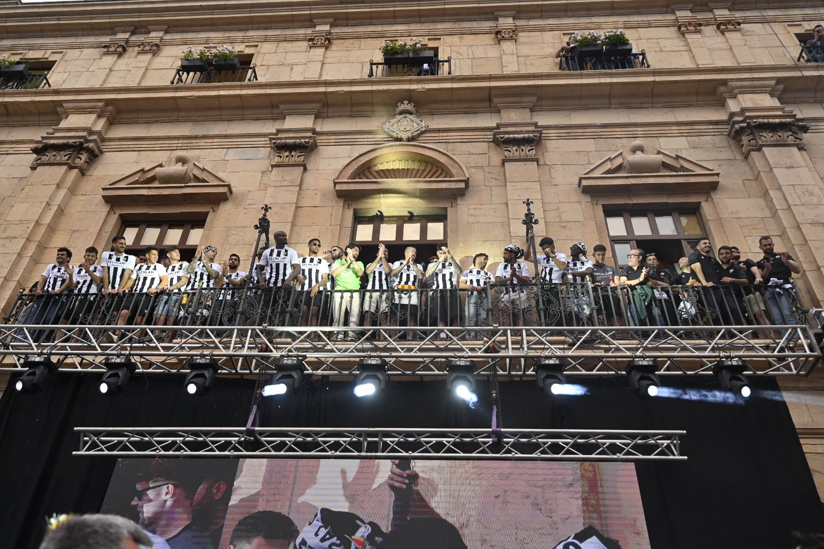 Las imágenes de la histórica celebración del ascenso del CD Castellón