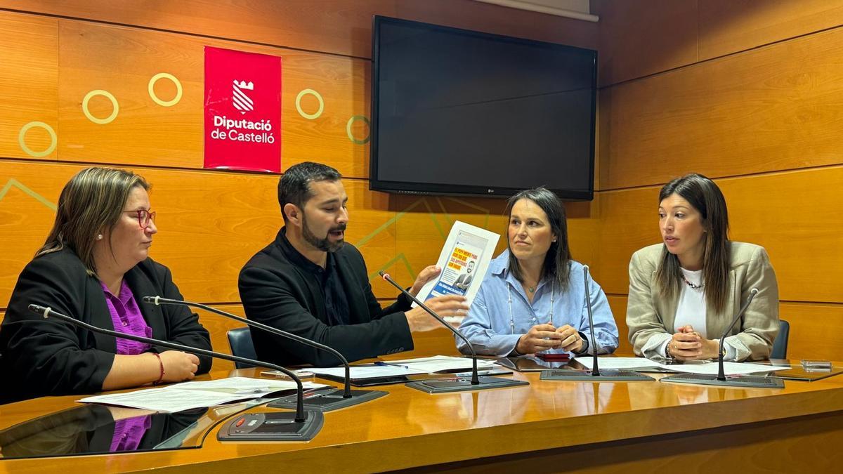 Ruth Sanz, Samuel Falomir, Merche Galí y María Jiménez, en la comparecencia, este viernes.
