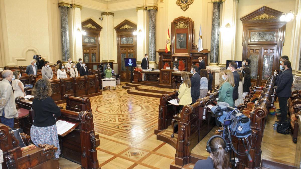 El Ayuntamiento insta a nacionalizar la aluminera de San Cibrao