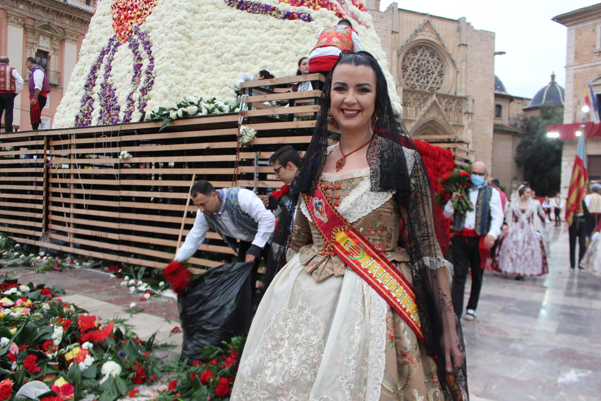 Galería de falleras ilustres en la Ofrenda de las Fallas 2022