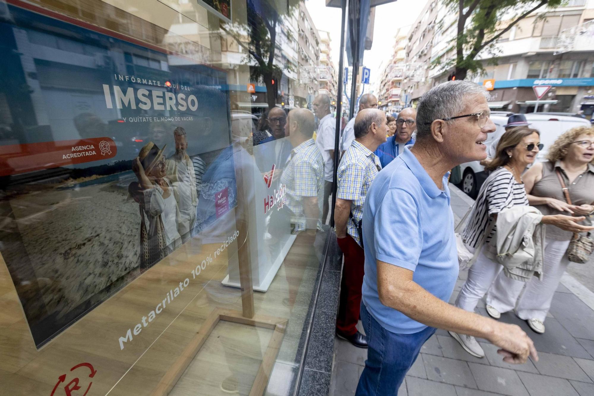 Las colas del Imserso en Alicante