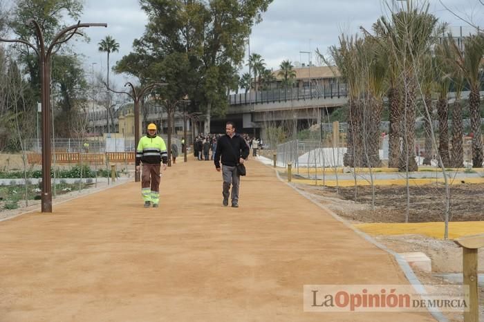 Alameda del Malecón: el entorno urbano del Segura estrena nuevo espacio verde