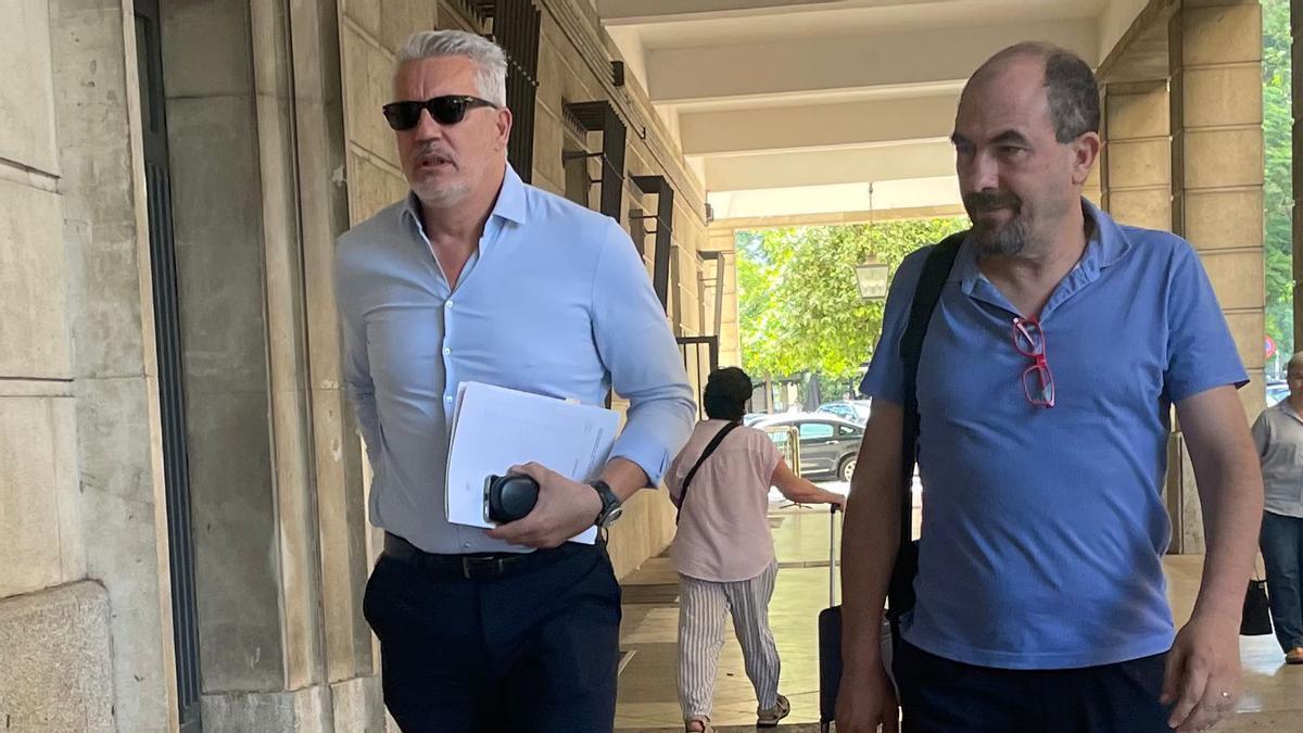 VÍDEO | El administrador acusado de estafar a vecinos de Pino Montano y Tiro de Línea reconoce los hecho