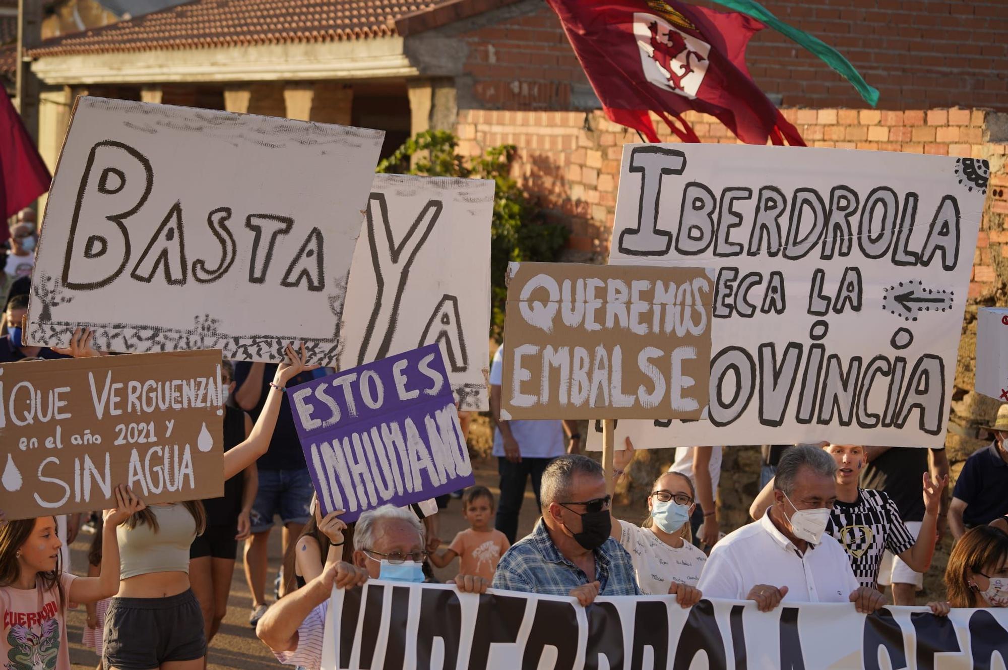 Manifestación contra el vaciado de Ricobayo.